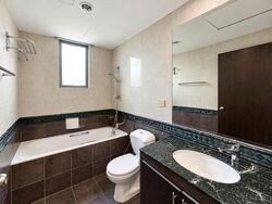 Landbay Condominium (D16), Condominium #613462281